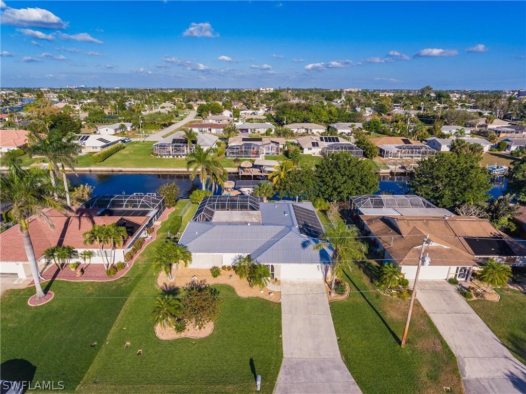 4421 SE 10th Ave., Cape Coral, FL 33904