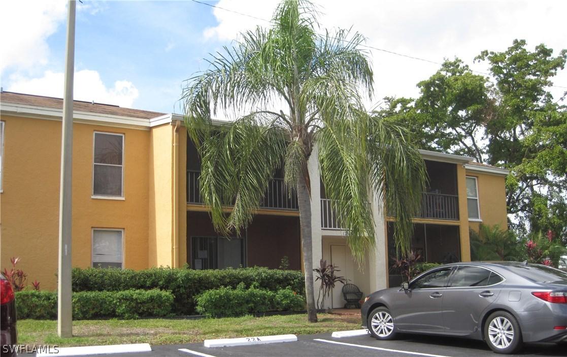 12622 Kenwood Ln. #A, Fort Myers, FL 33907