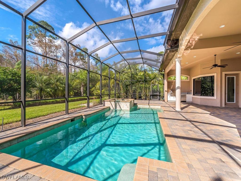 6473 Costa Cir., Naples, FL 34113