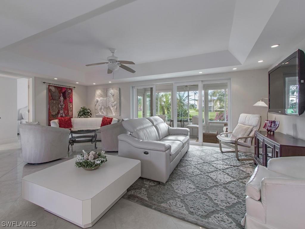 178 Penny Ln. #1053, Naples, FL 34112