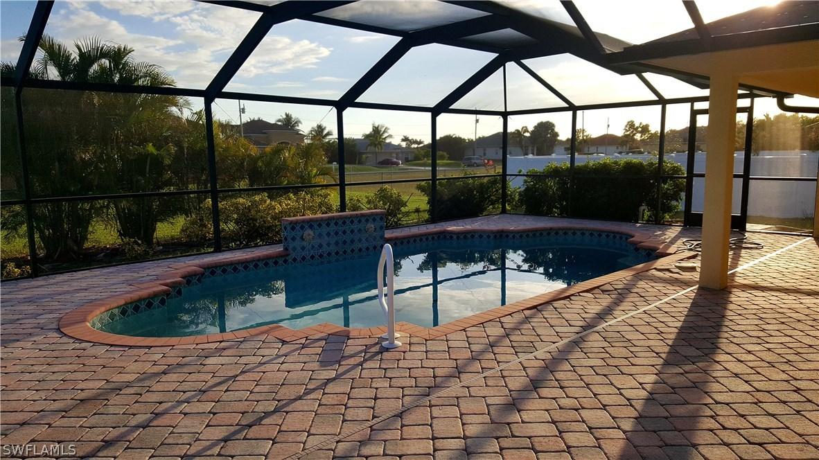 2306 SW 27th Ter., Cape Coral, FL 33914