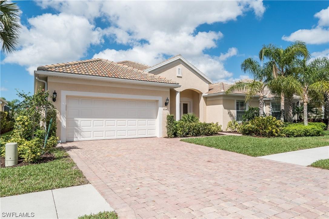 8543 Julia Ln., Naples, FL 34114