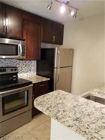 185 Santa Clara Dr. #4, Naples, FL 34104