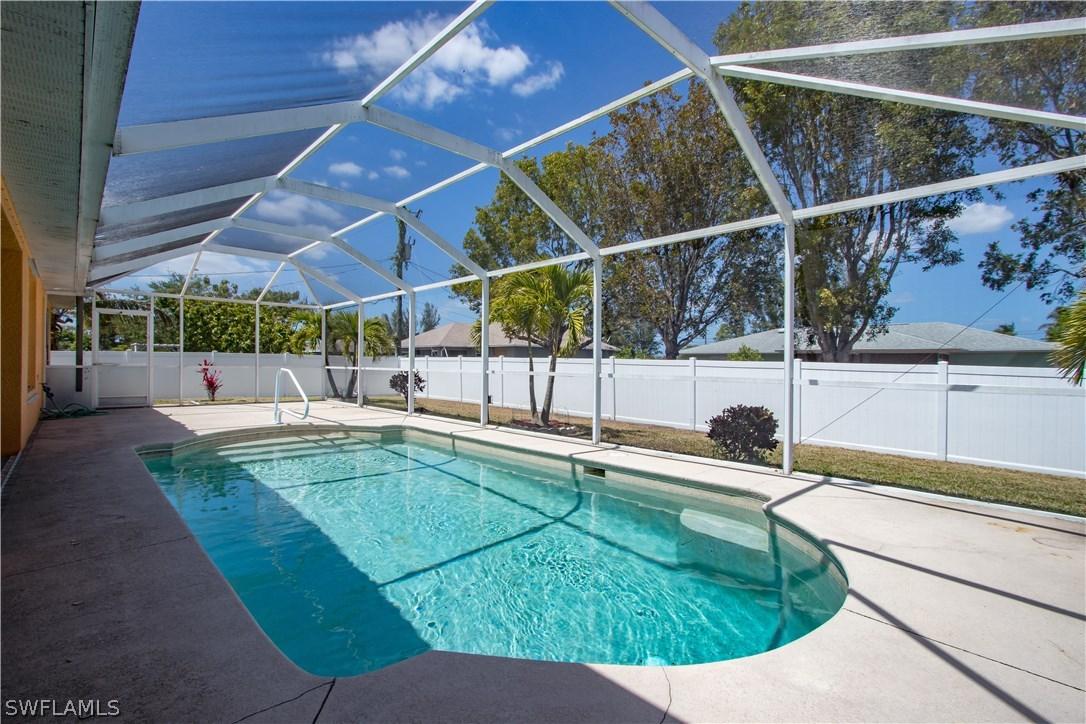 105 SW 21st Ter., Cape Coral, FL 33991