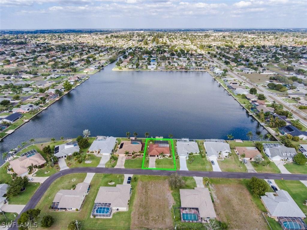 423 SW 37th St., Cape Coral, FL 33914