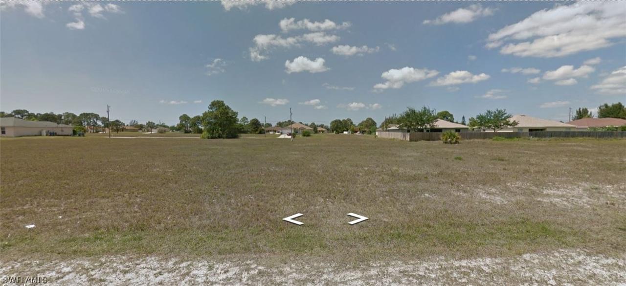 1128 NW 20th Pl., Cape Coral, FL 33993