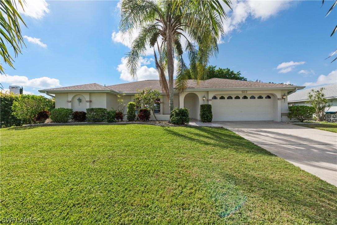 922 SE 28th Ter., Cape Coral, FL 33904