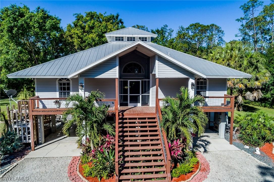 6300 Holstein Dr., Fort Myers, FL 33905