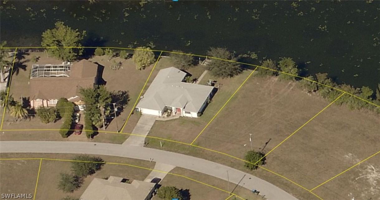 513 SE 13th St., Cape Coral, FL 33990