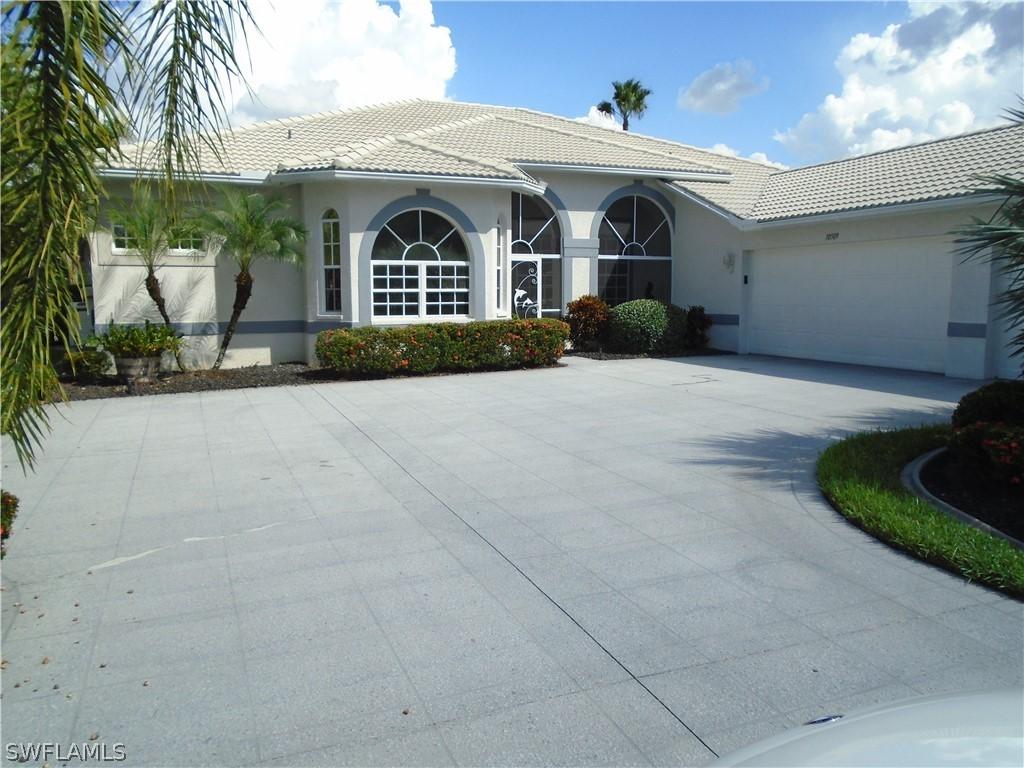 10509 Curry Palm Ln., Fort Myers, FL 33966