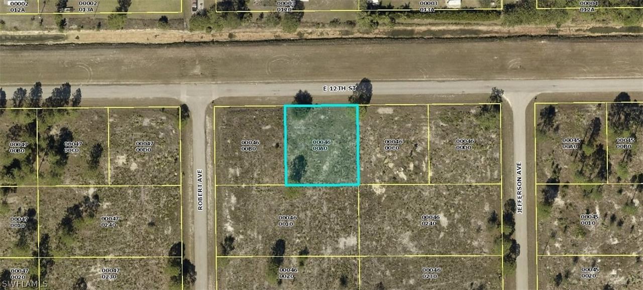 2502 E 12th St., Lehigh Acres, FL 33936
