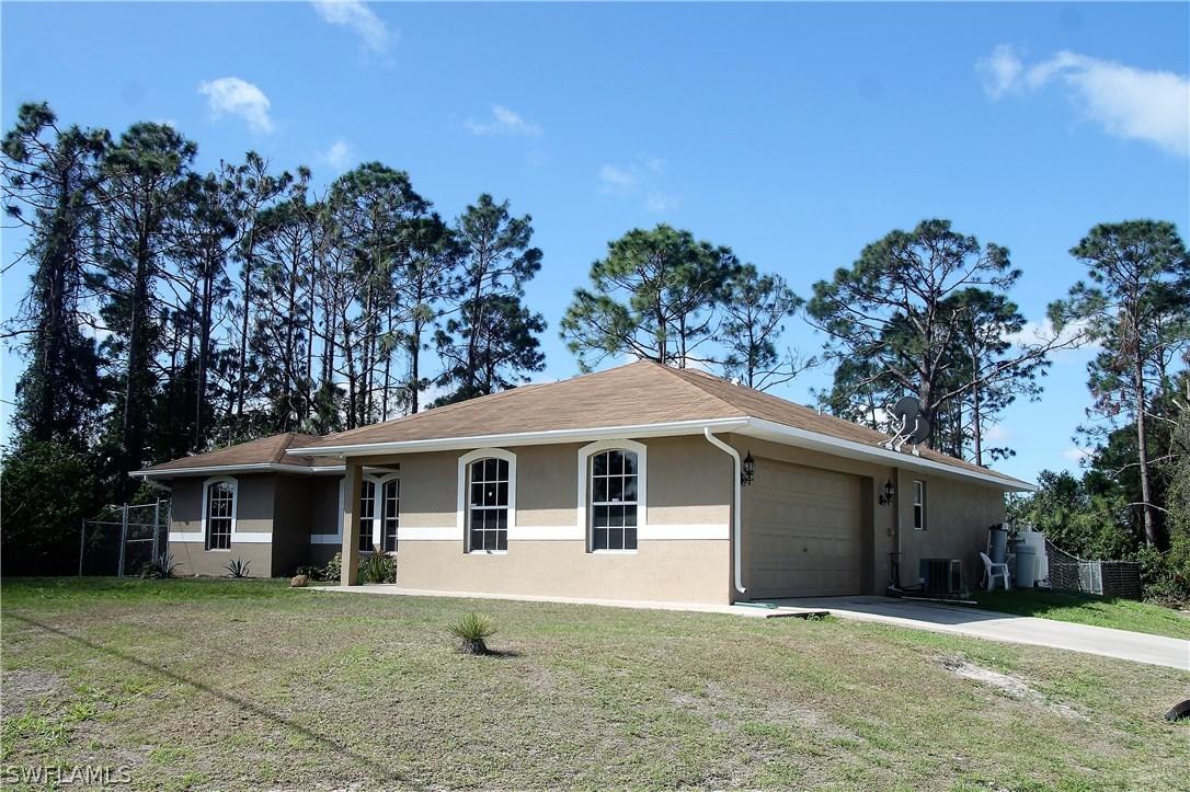 2900 Brian Ave., Lehigh Acres, FL 33976