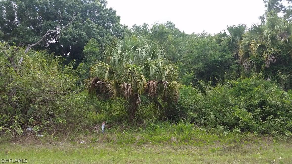 2715 28th St., Lehigh Acres, FL 33971