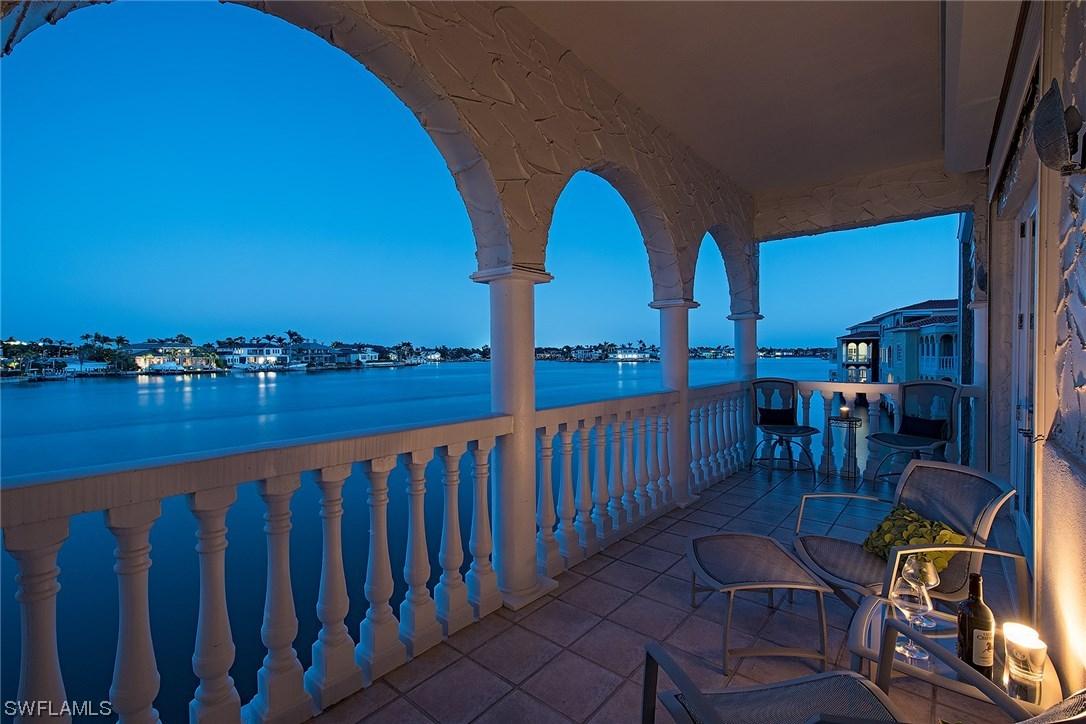 4000 Gulf Shore Blvd. #2100, Naples, FL 34103