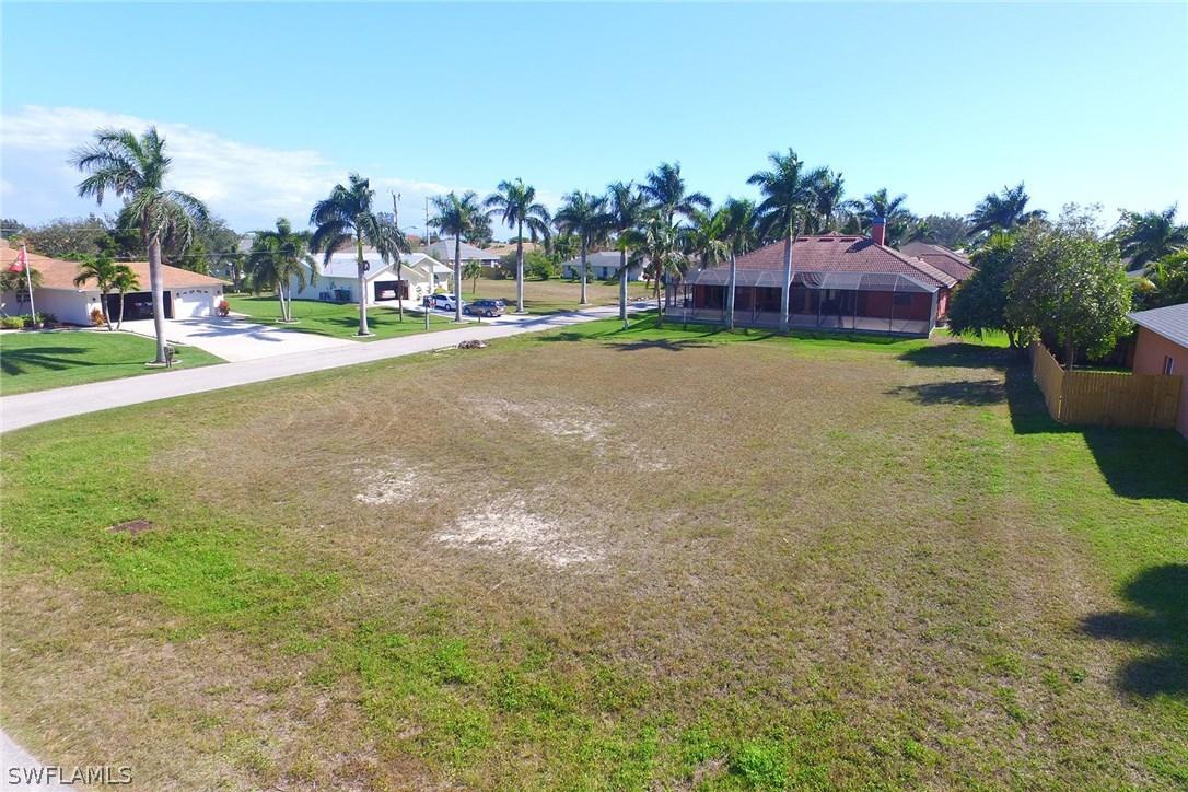 2116 SW 43rd Ln., Cape Coral, FL 33914
