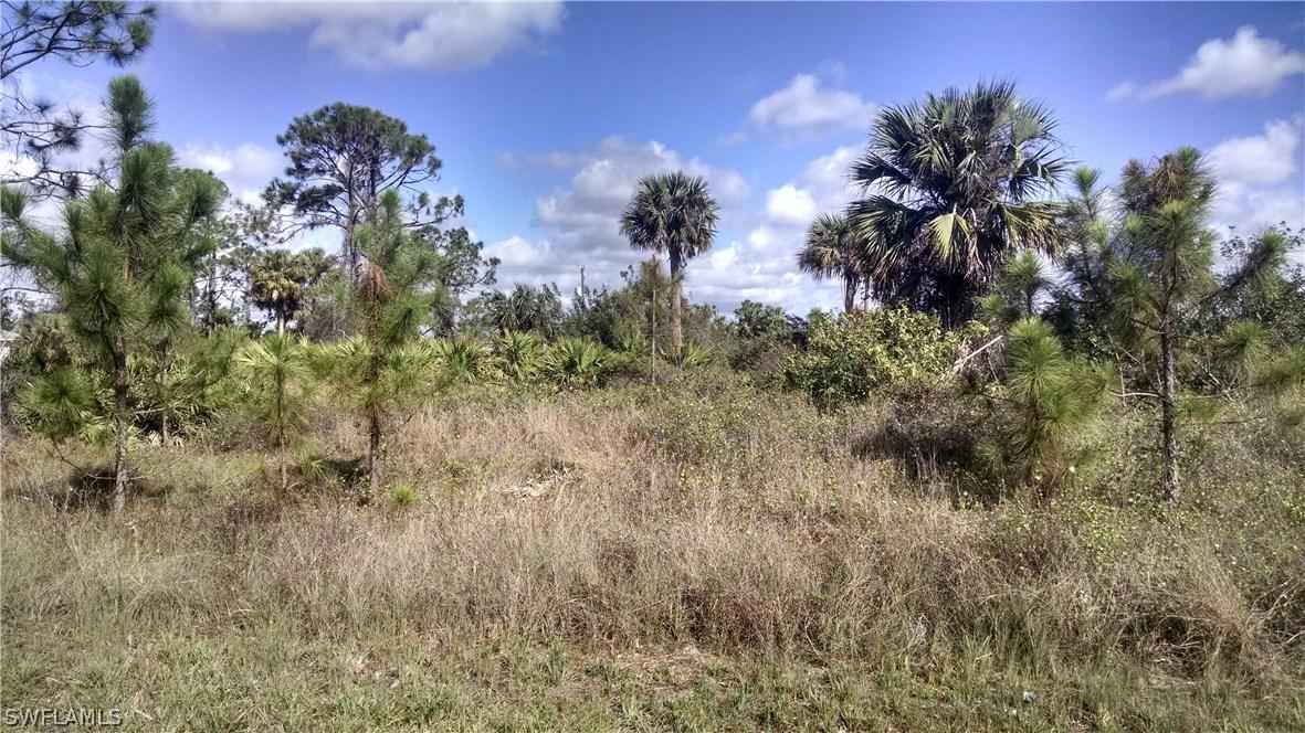 2512 52nd St., Lehigh Acres, FL 33976