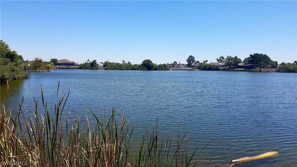 1521 NW 10th Ave., Cape Coral, FL 33993