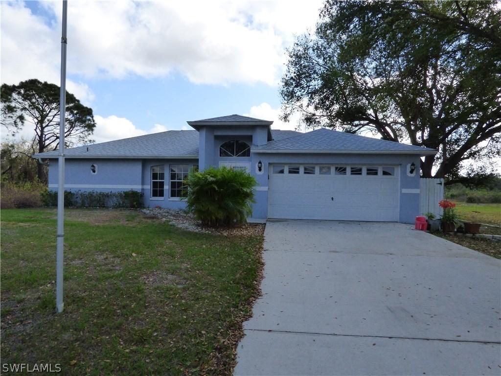 1704 Lee Ave., Lehigh Acres, FL 33972