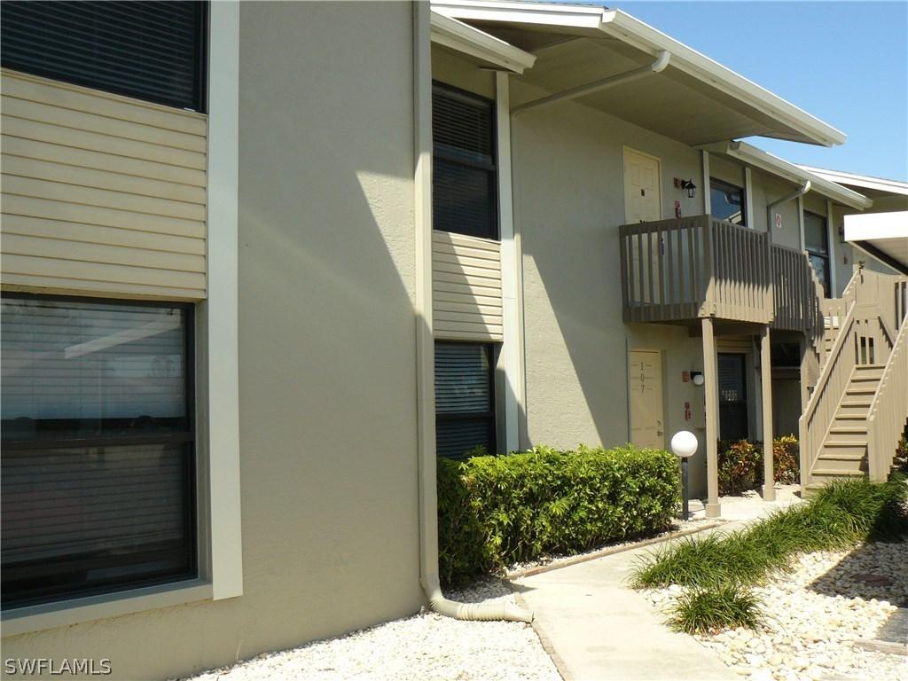 4708 SW 8th Pl. #207, Cape Coral, FL 33914