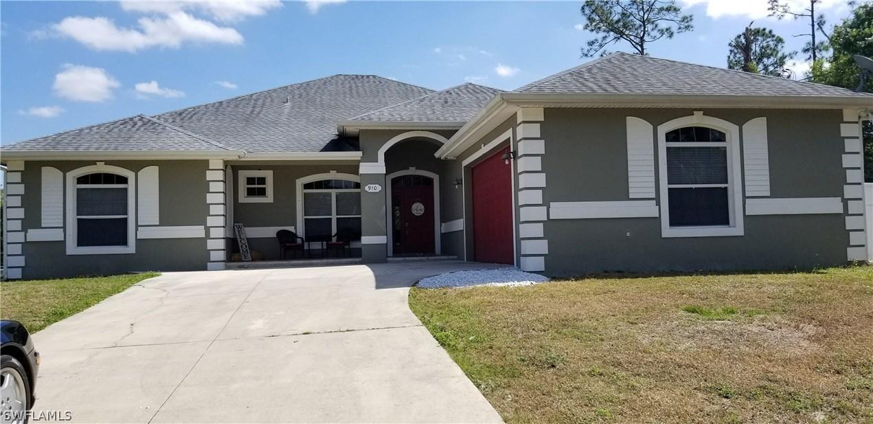 910 Willard Ave., Lehigh Acres, FL 33972
