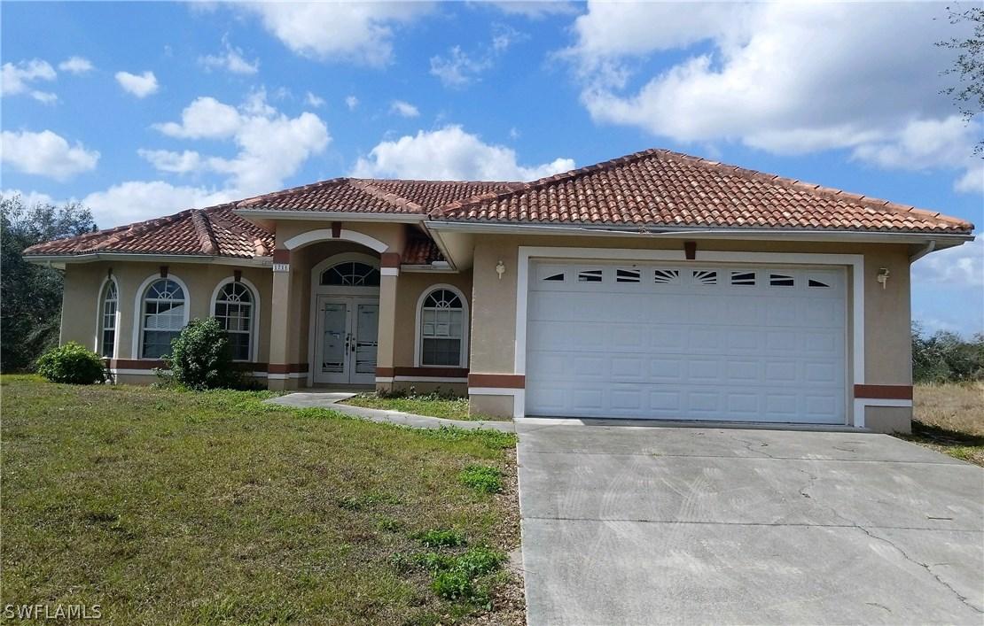 1711 Truman Ave., Lehigh Acres, FL 33972