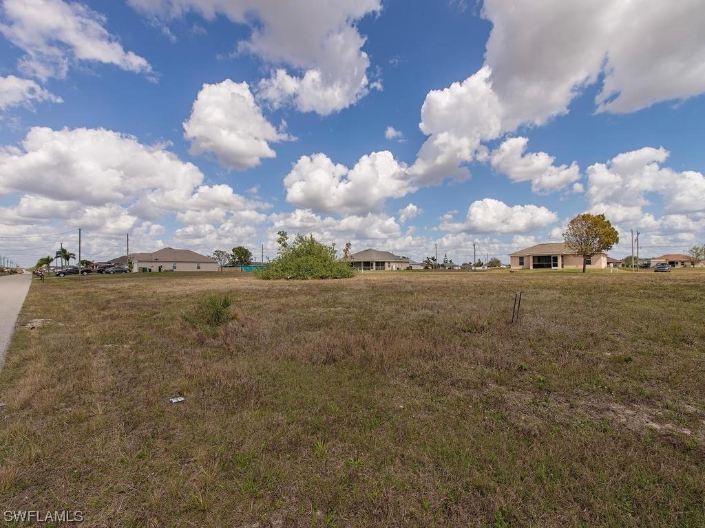 2219 NW 8th Pl., Cape Coral, FL 33993