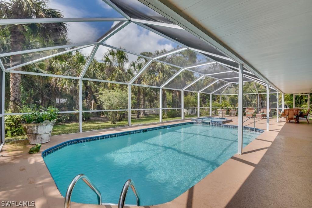 421 Jackson Ave., Lehigh Acres, FL 33972