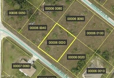2408 Xelda Ave., Lehigh Acres, FL 33971