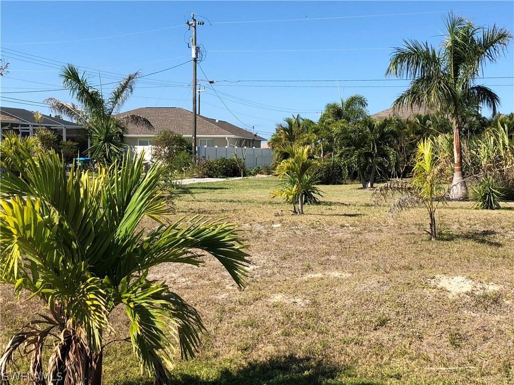 4210 SW 17th Pl., Cape Coral, FL 33914