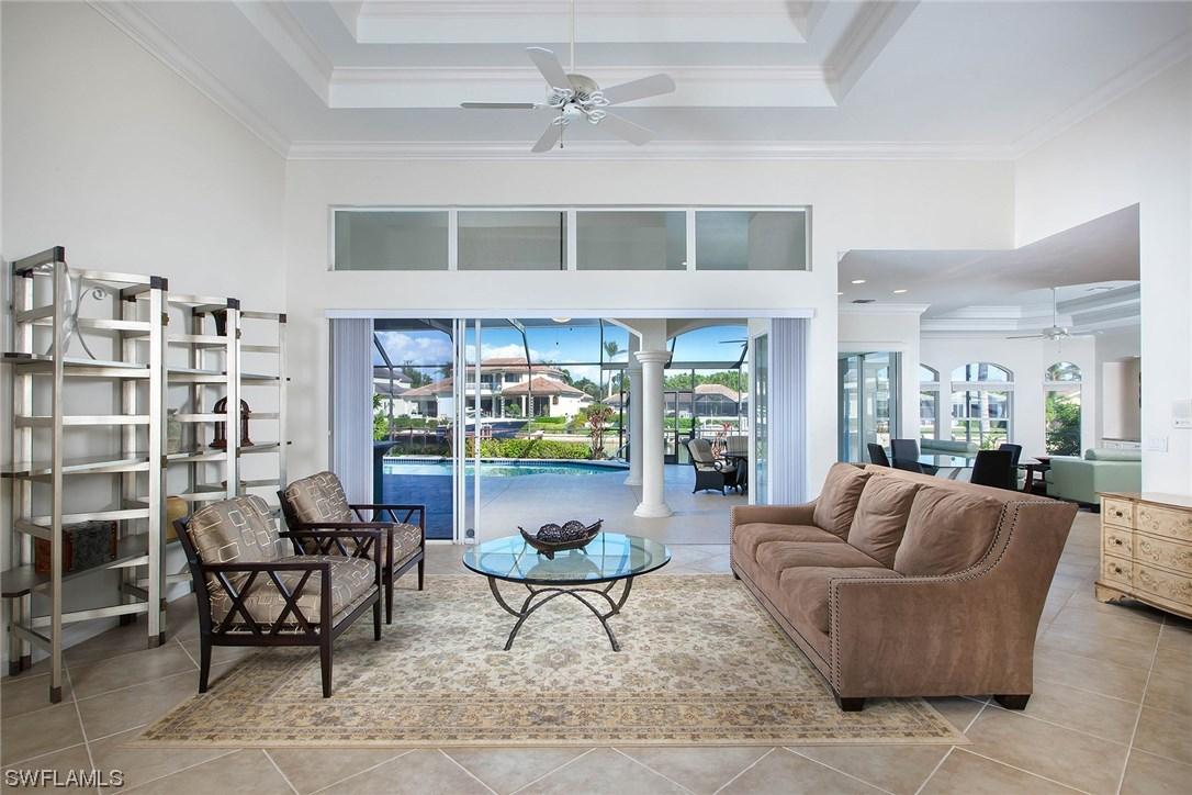 243 Mermaids Bight, Naples, FL 34103