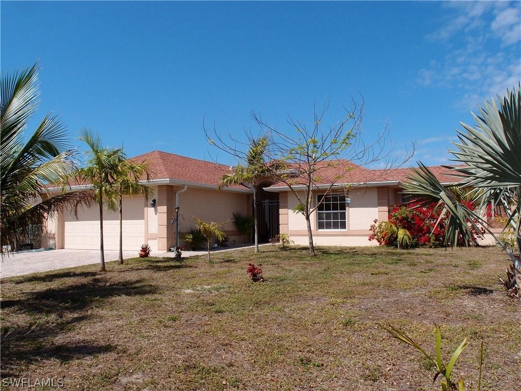 5040 Island Acres Ct., St. James City, FL 33956