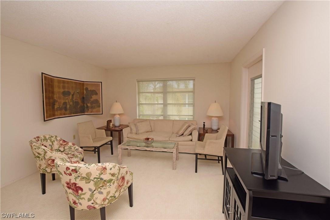 636 12th Ave., Naples, FL 34102