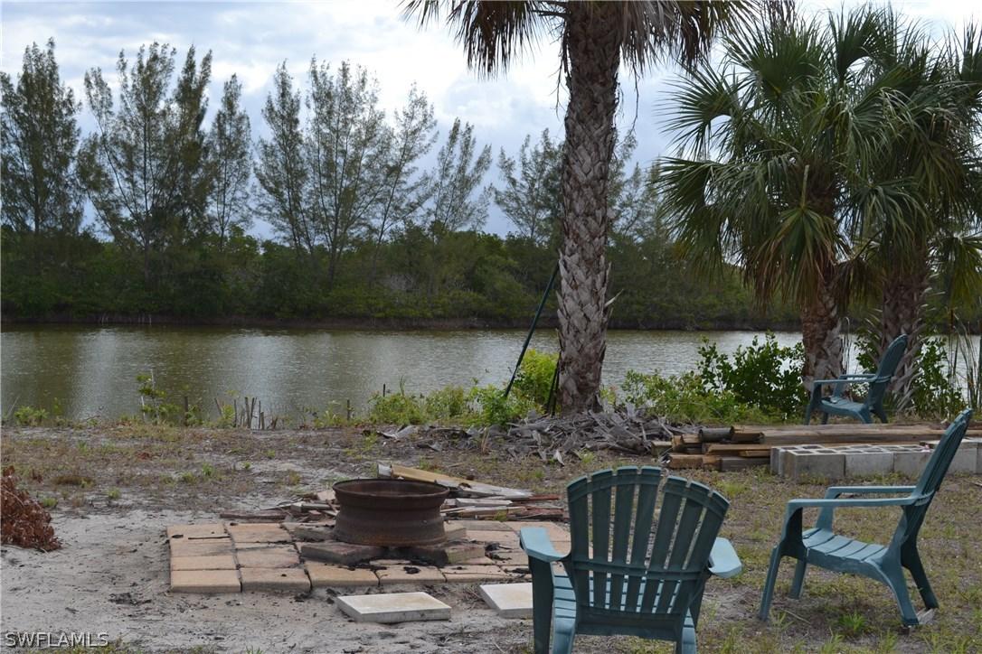 3366 Coquina Ln., St. James City, FL 33956