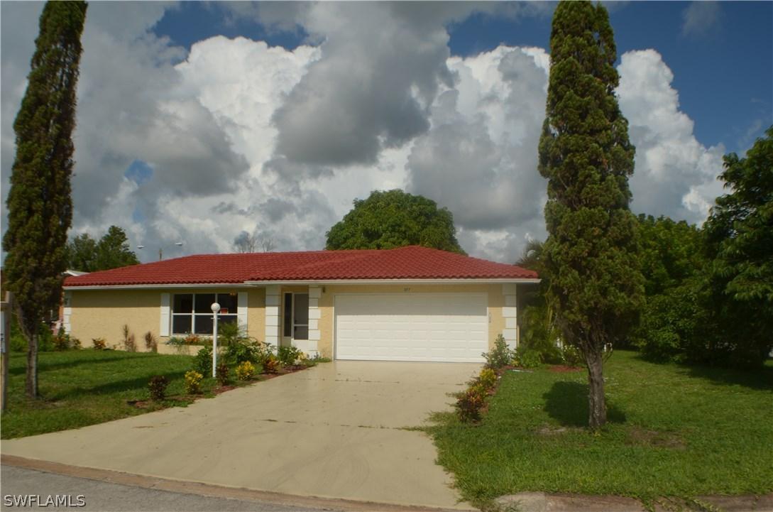277 Ground Dove Cir., Lehigh Acres, FL 33936