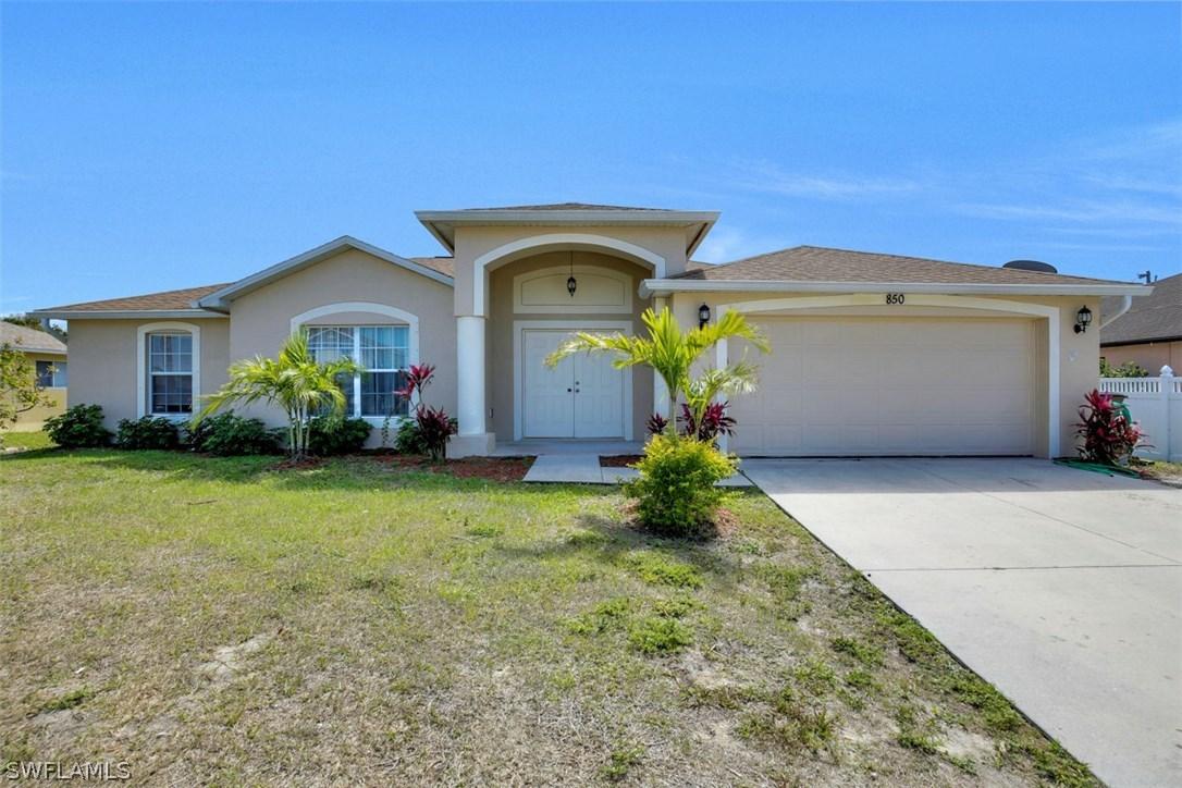 850 SW 16th Ter., Cape Coral, FL 33991