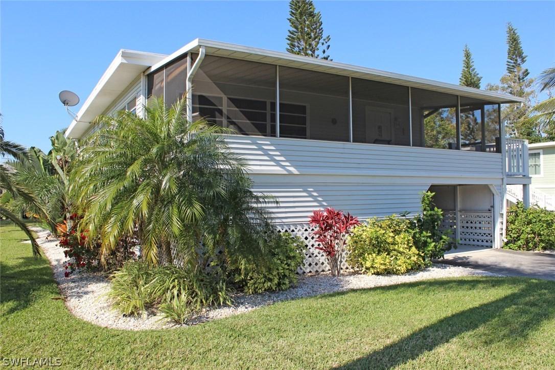 189 Matanzas St., Fort Myers Beach, FL 33931