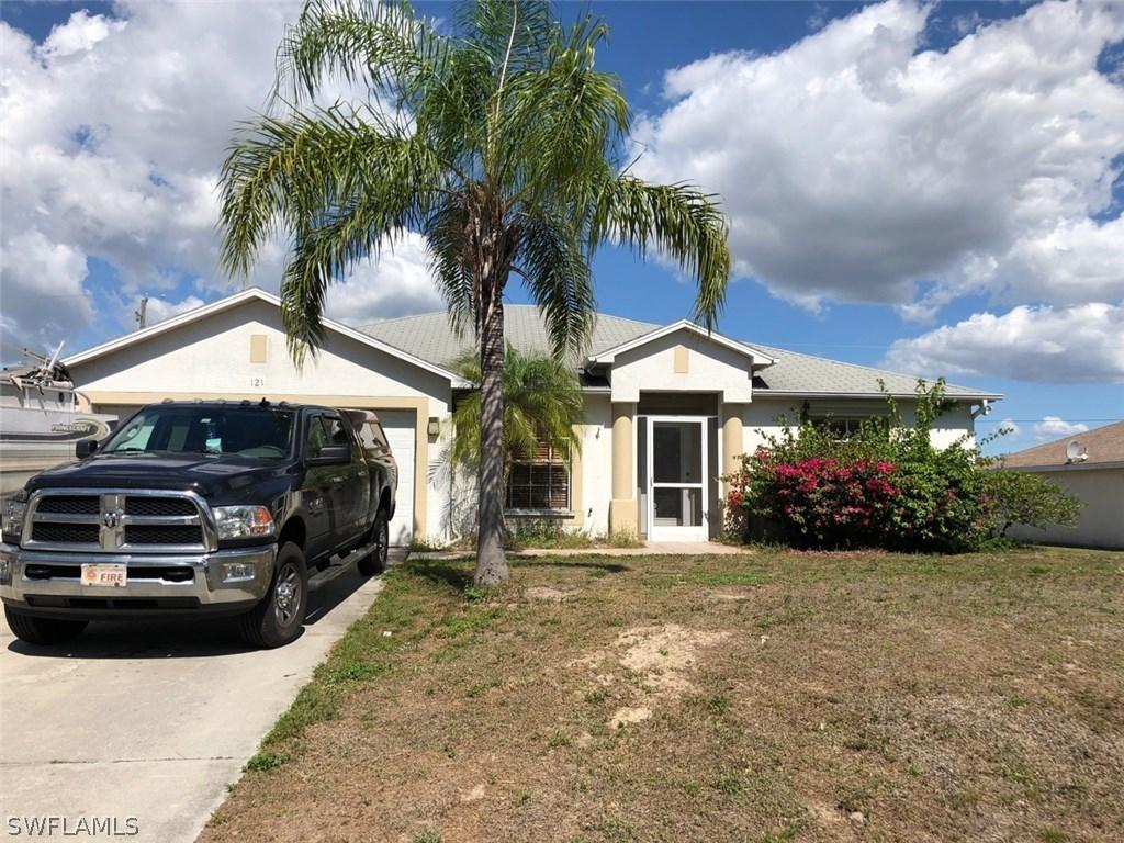 121 John Ave., Lehigh Acres, FL 33973
