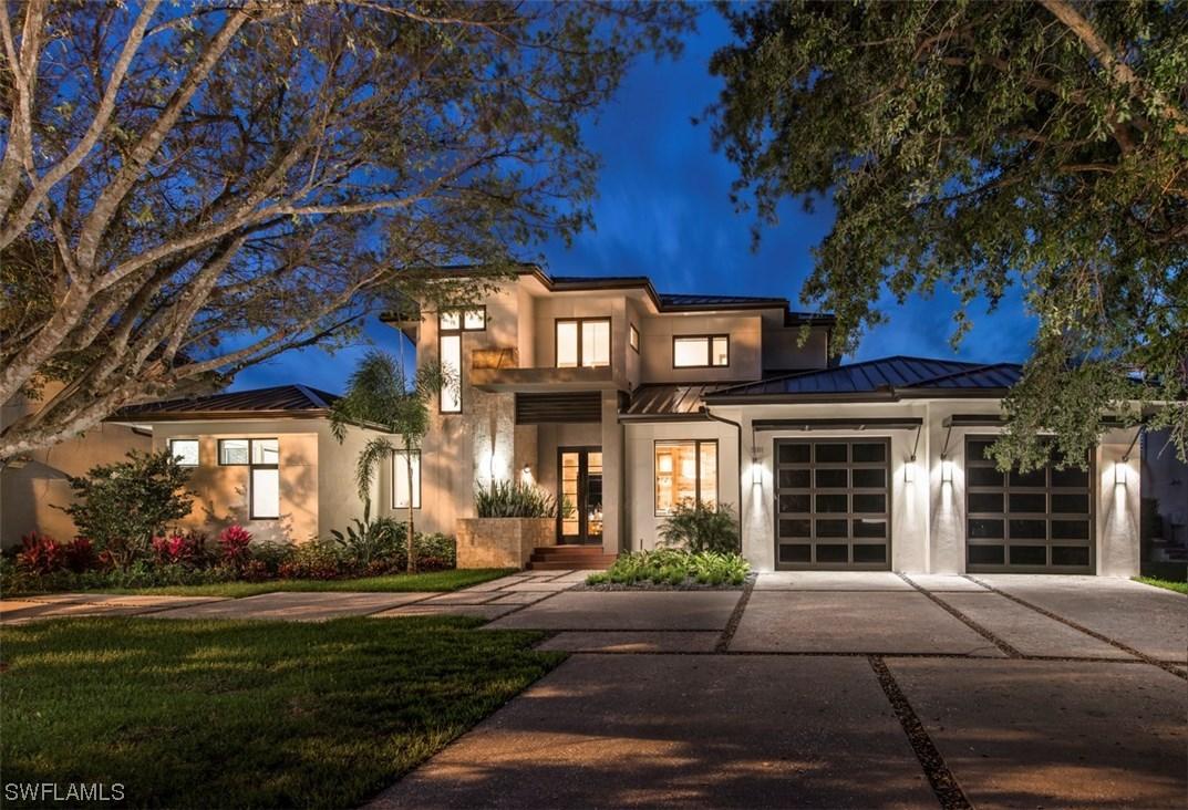 5181 Sand Dollar Ln., Naples, FL 34103