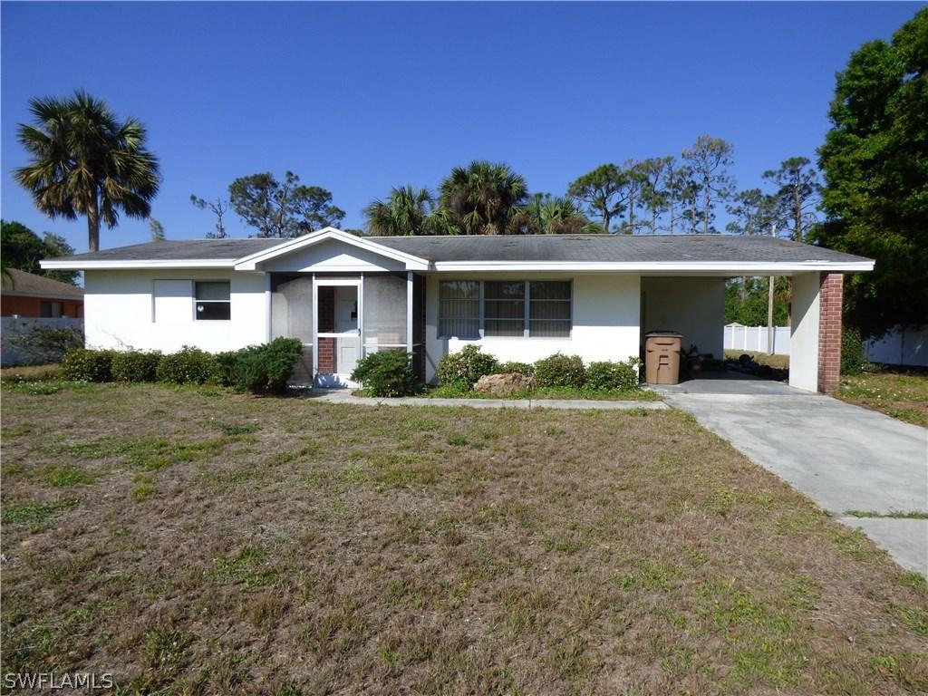 311 Greenwood Ave., Lehigh Acres, FL 33936
