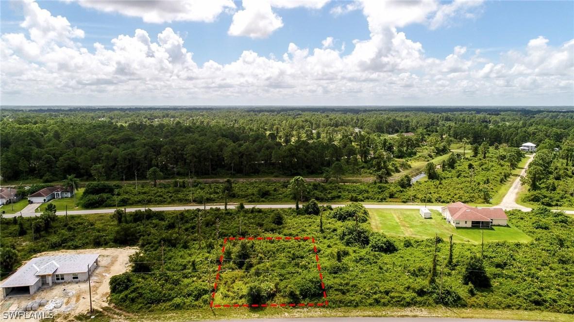 944 Dobbins St., Lehigh Acres, FL 33974