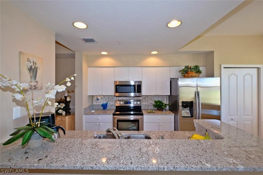 8076 Queen Palm Ln. #417, Fort Myers, FL 33966