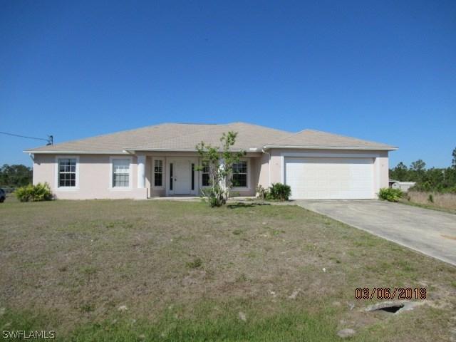 915 Poinsettia Ave., Lehigh Acres, FL 33972