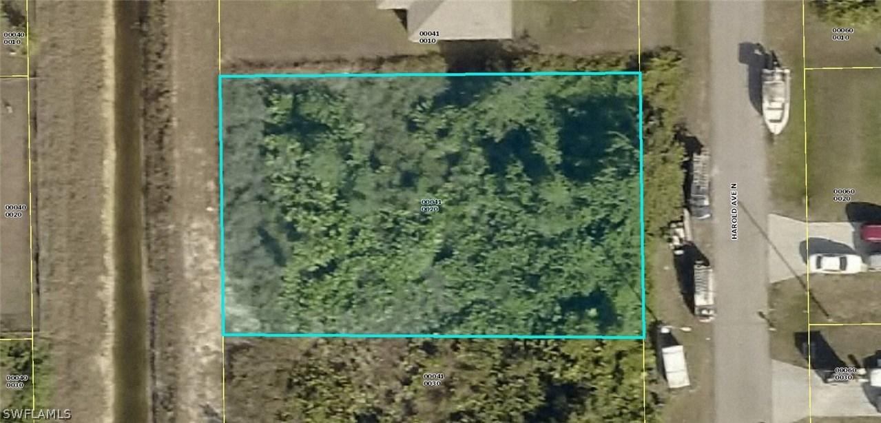 207 Harold Ave., Lehigh Acres, FL 33971