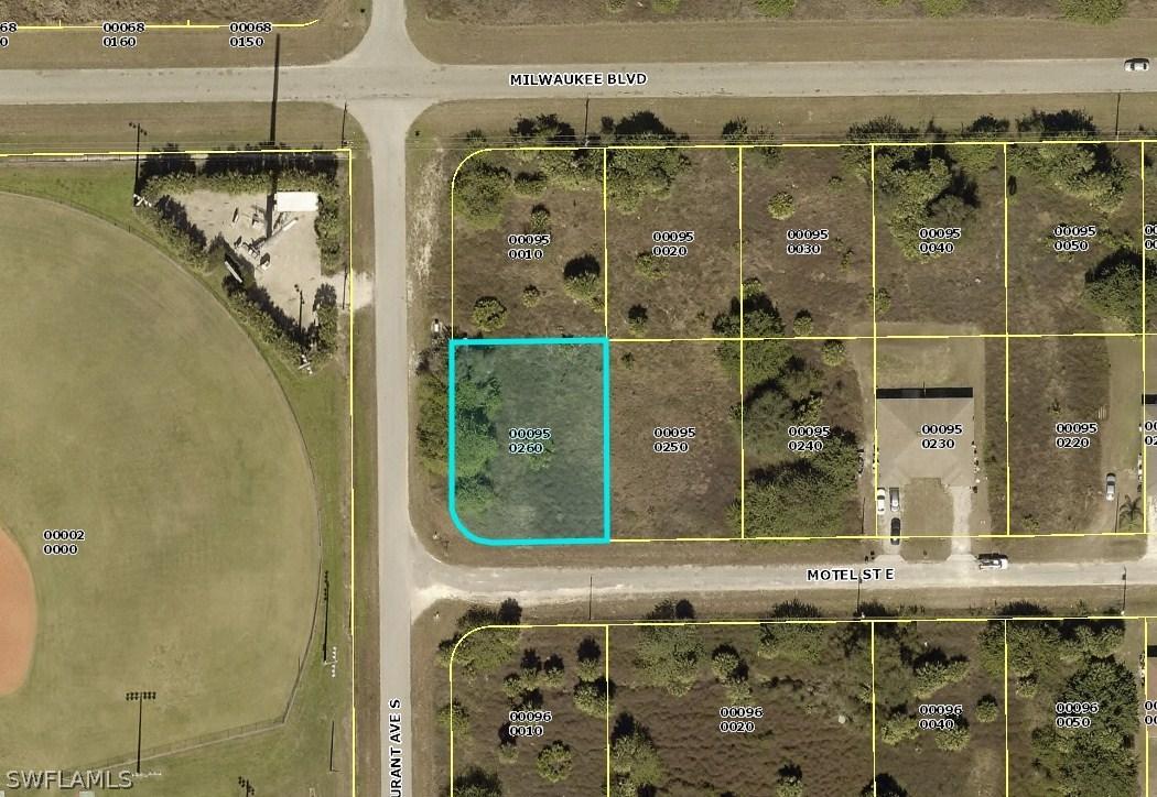 835 Motel St., Lehigh Acres, FL 33974