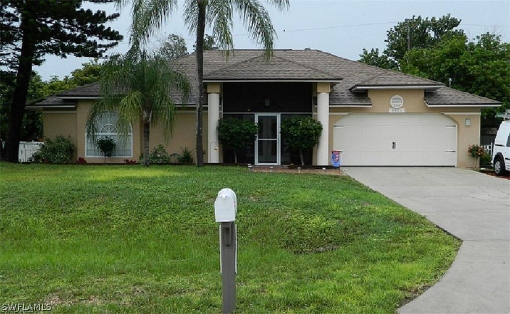 8325 Tahiti Rd., Fort Myers, FL 33967