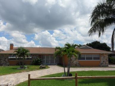 1755 SE 40th Ter., Cape Coral, FL 33904