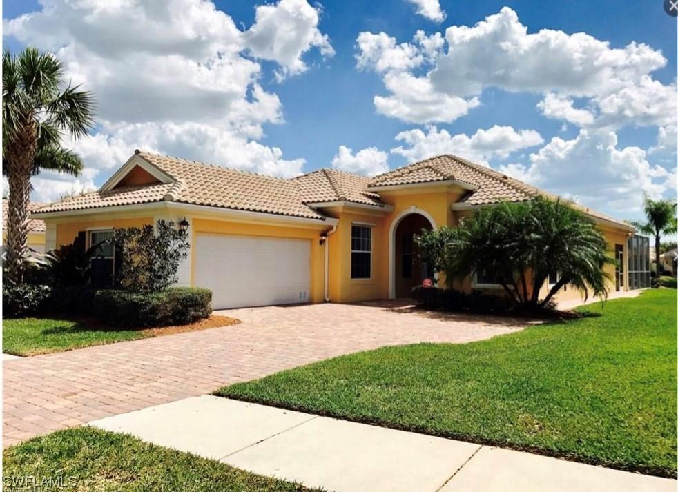 7910 Valentina Ct., Naples, FL 34114