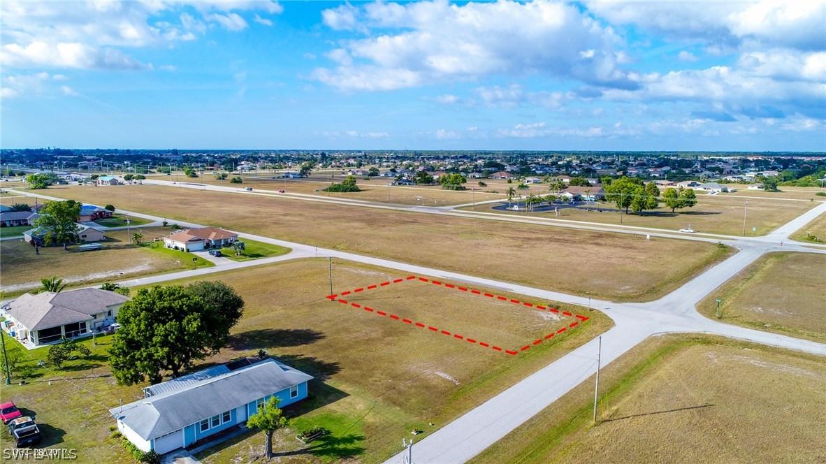 1524 NE 19th Ave., Cape Coral, FL 33909