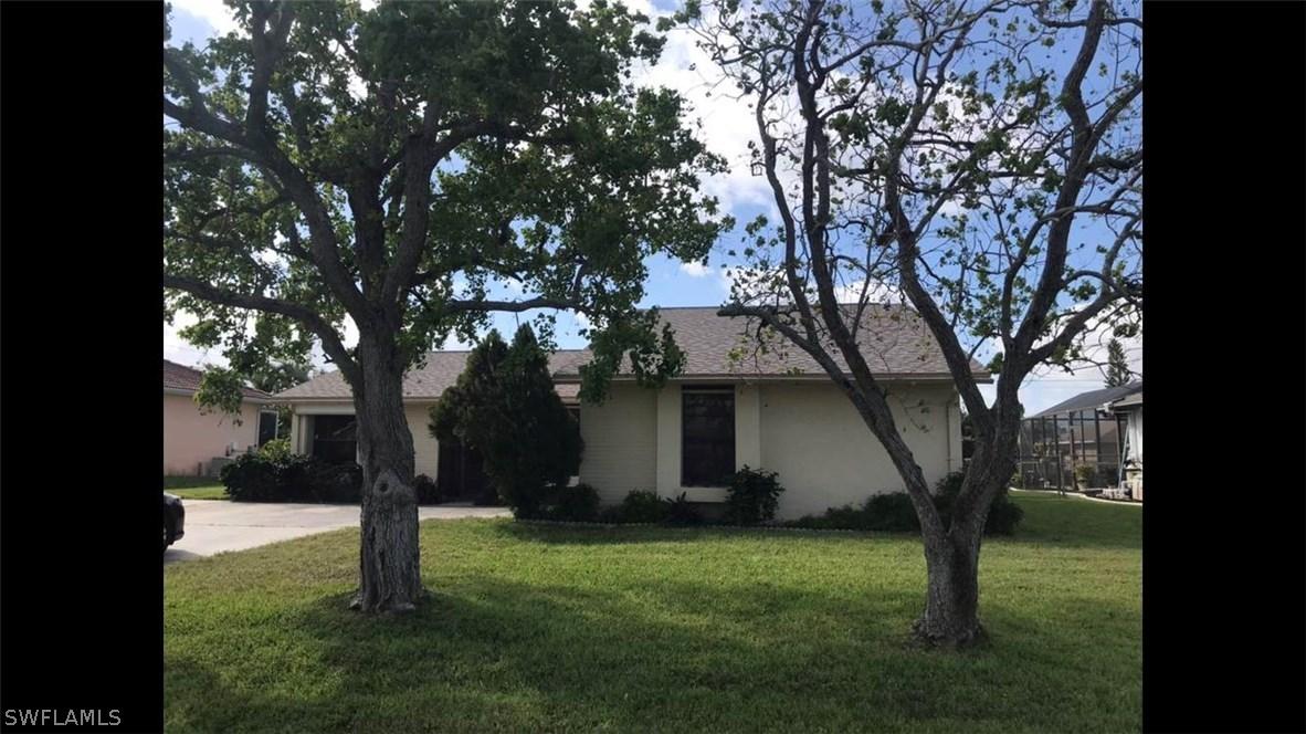 2210 SE 6th St., Cape Coral, FL 33990