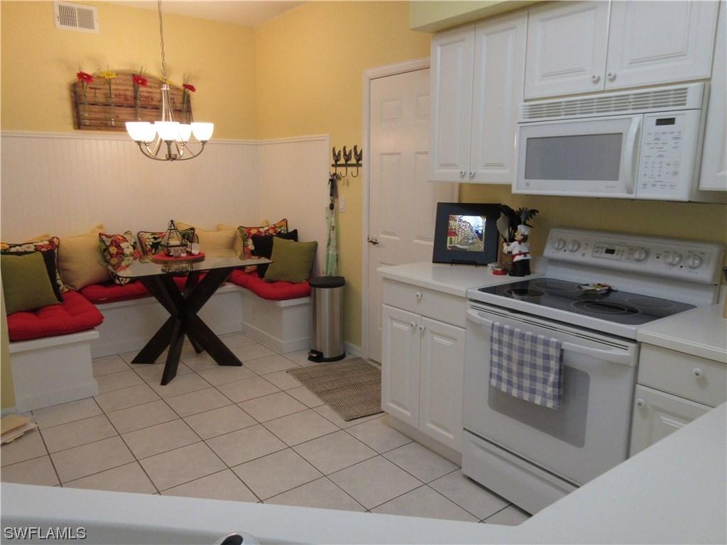 1095 Partridge Cir. #101, Naples, FL 34104